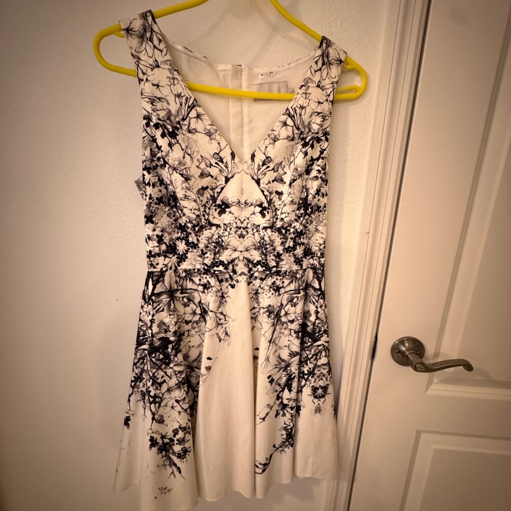 Karen Millen Black and White Floral Mini Dress